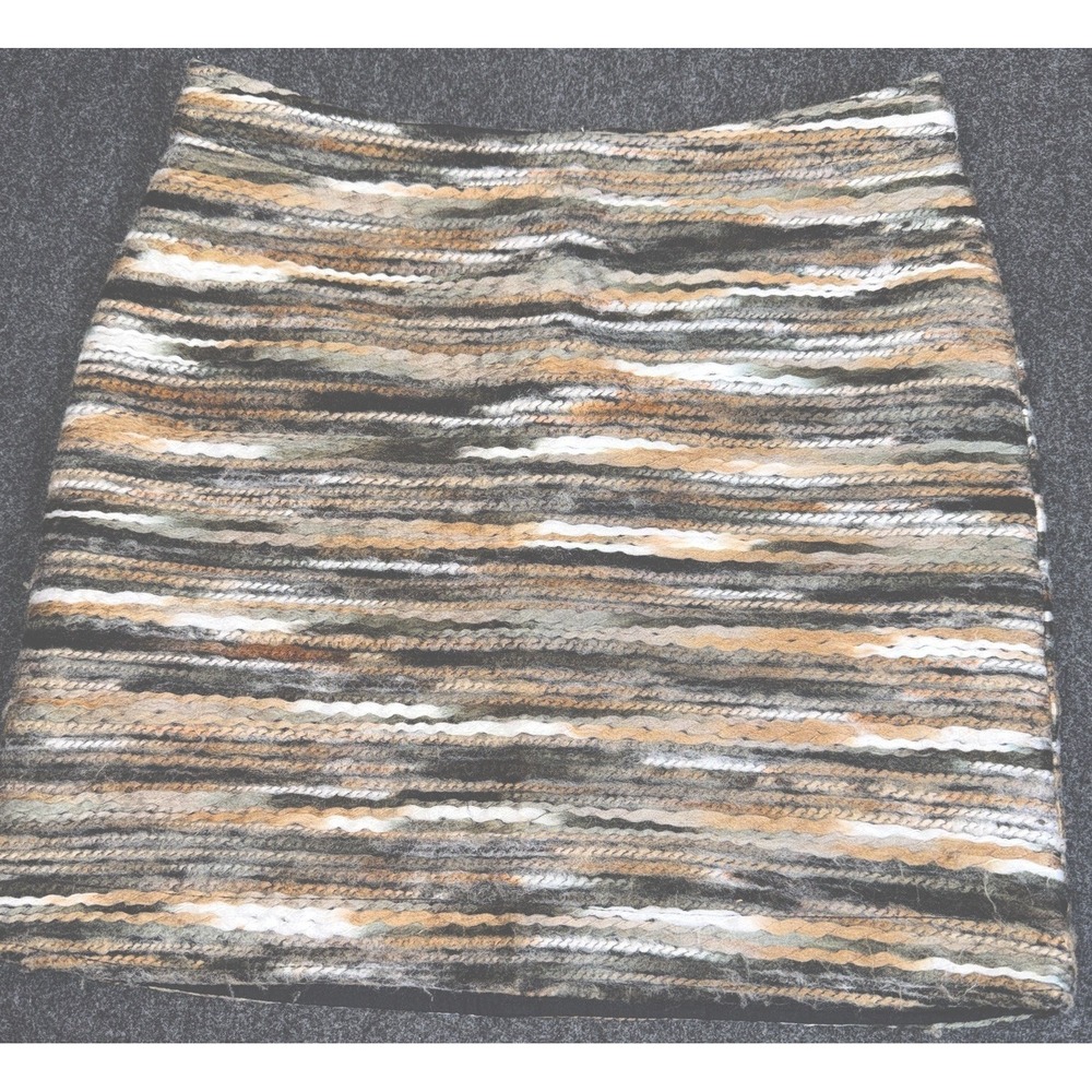 Forever 21 Textured Knit Mini Skirt Womens Size S Neutral Striped Boucle Lined